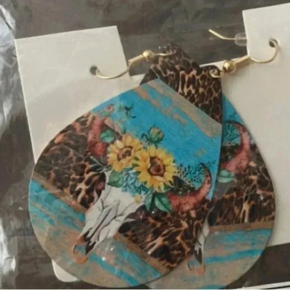 🆕Skull Sunflower Color Block WaterDrop Earrings🆕 - Picture 4 of 4